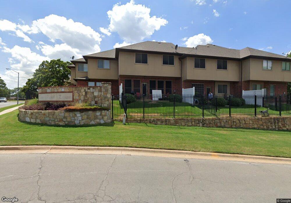 256 Corinna Ct, Hurst, TX 76053 - photo 1