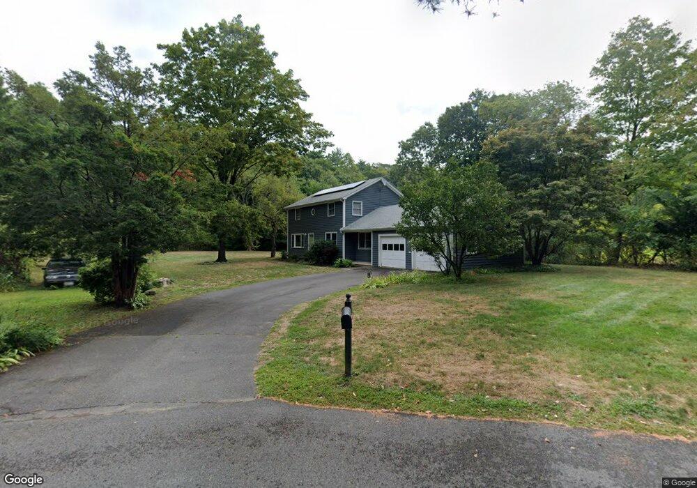 6 Campbell Ct, Amherst, MA 01002 - photo 1