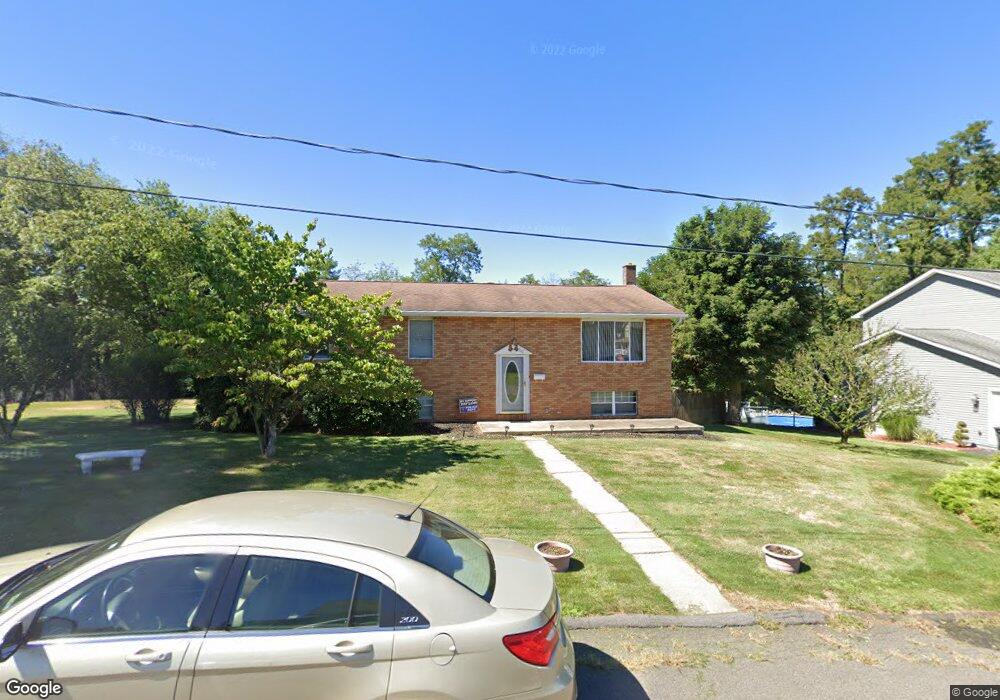 300 Powell St, Taylor, PA 18517 - photo 1