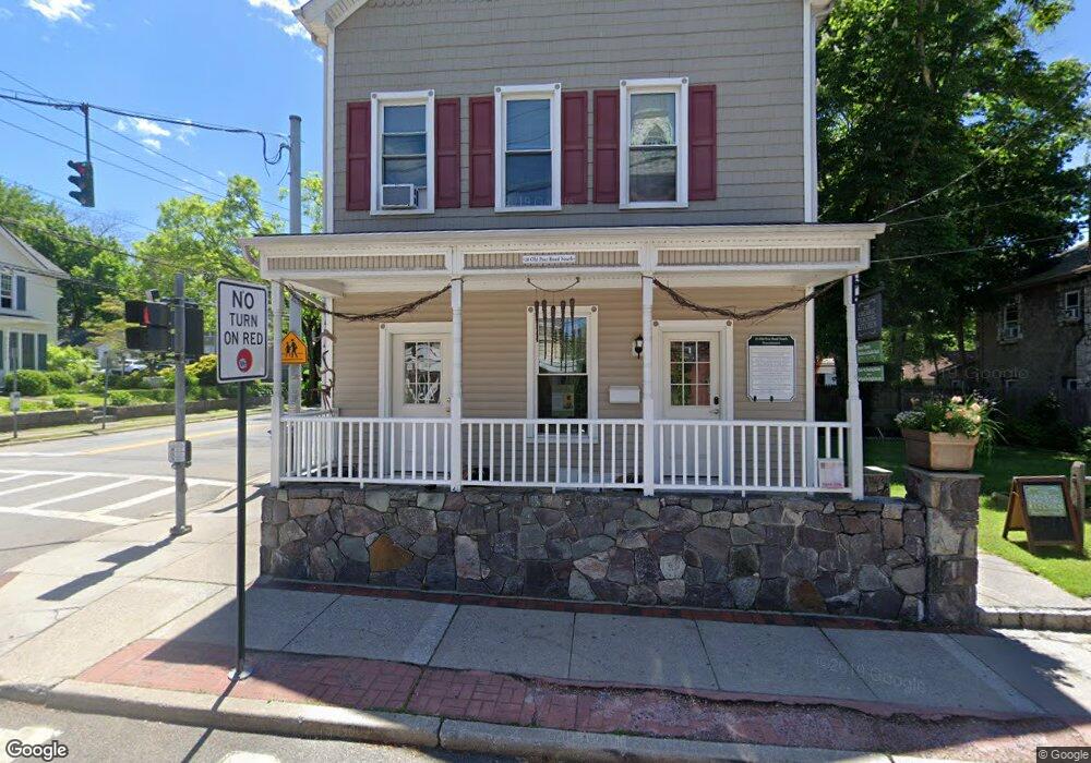 18 Old Post Rd S, Croton On Hudson, NY 10520 - photo 1