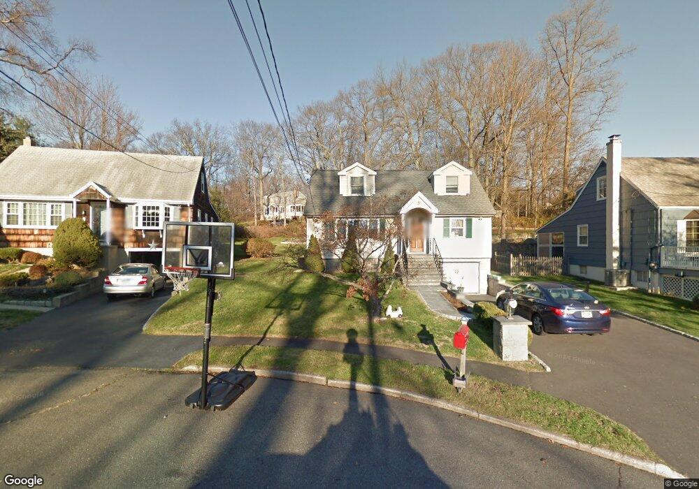 24 Fullin Ct, Norwalk, CT 06851 - photo 1