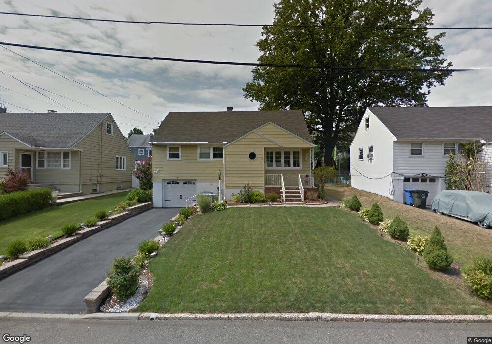 9 Reilly Ct, Metuchen, NJ 08840 - photo 1