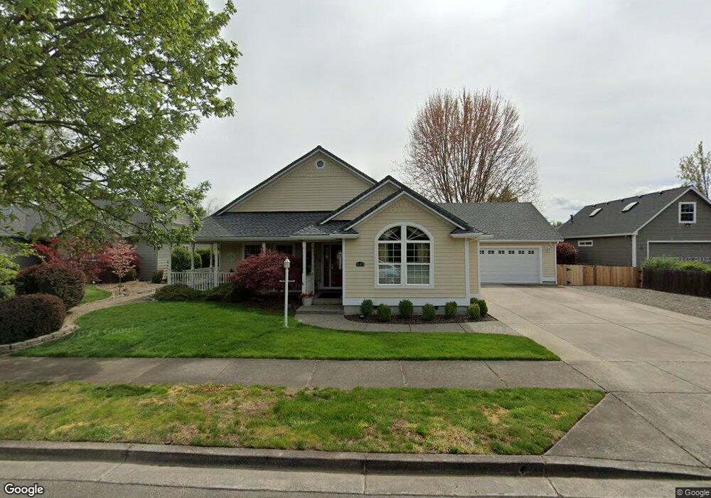 631 Black Oak Dr, Central Point, OR 97502 - photo 1