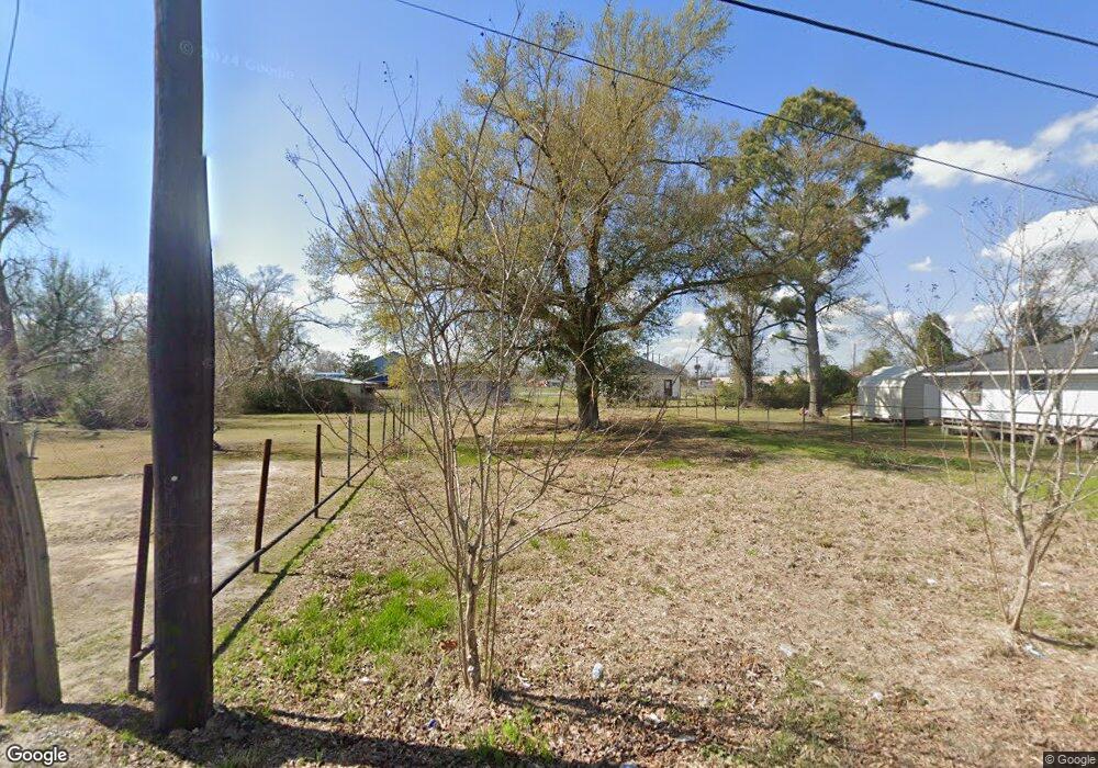 207 Spencer St, Lake Charles, LA 70601 - photo 1