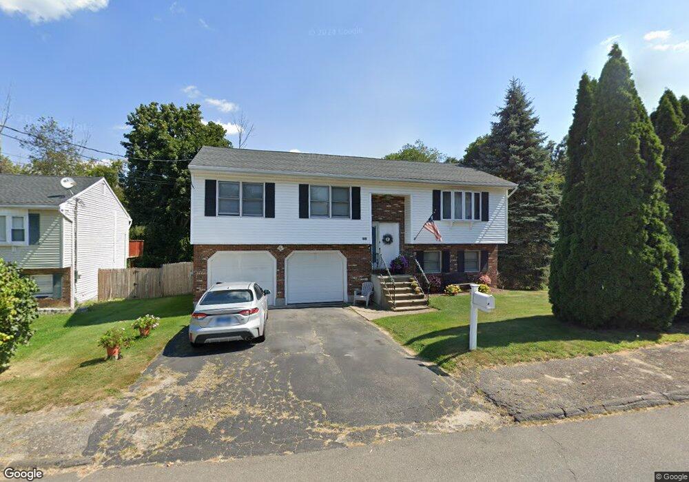 88 Madera Dr, Waterbury, CT 06704 - photo 1