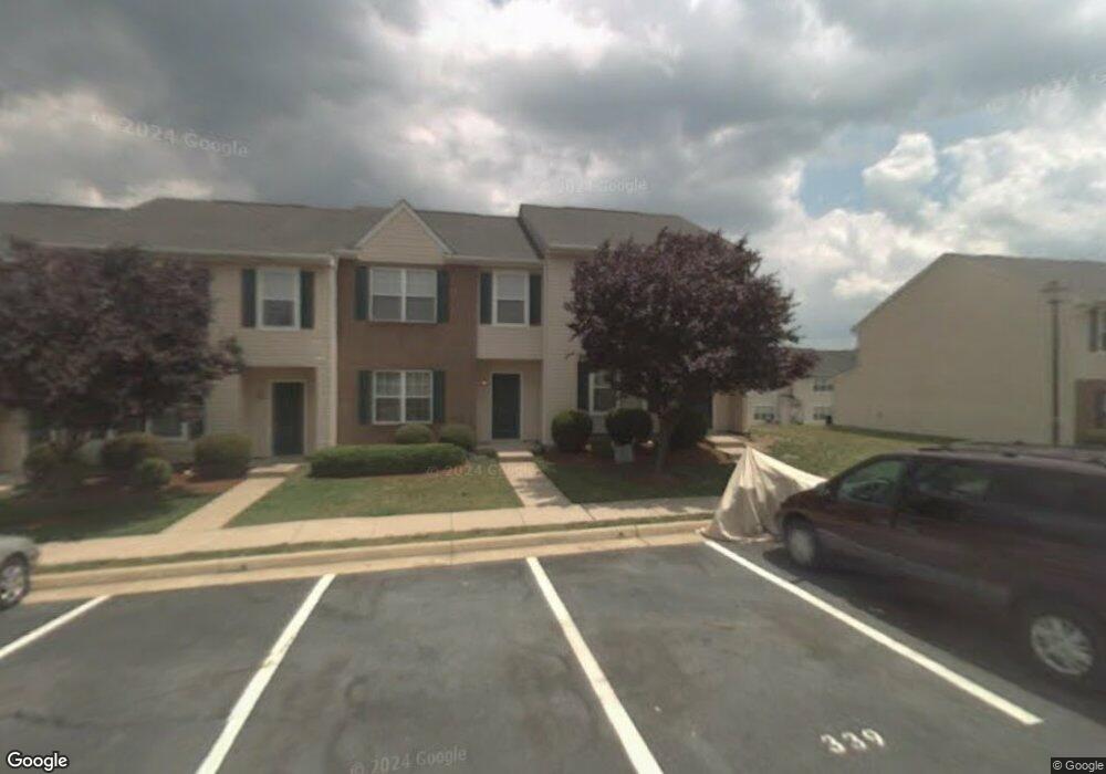 9719 Ridge Point Ln, Fredericksburg, VA 22408 - photo 1