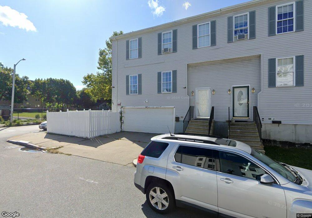1A Pelham St, Worcester, MA 01609 - photo 1