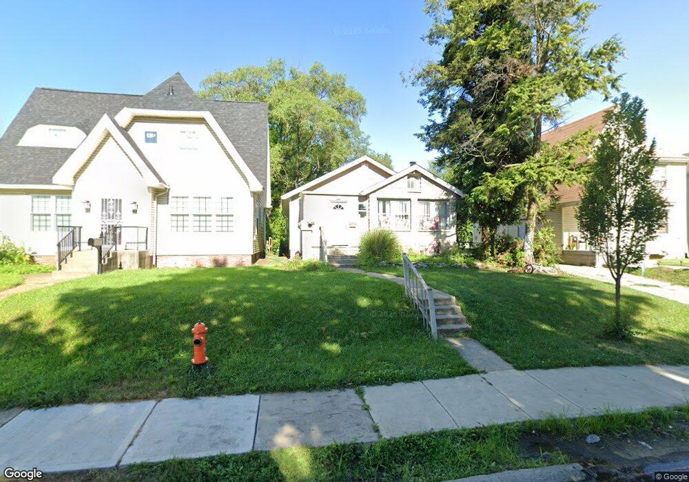 2199 Dresden St, Columbus, OH 43211 - photo 1