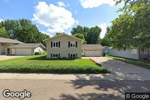 1018 2nd Ave NW, Hazen, ND 58545