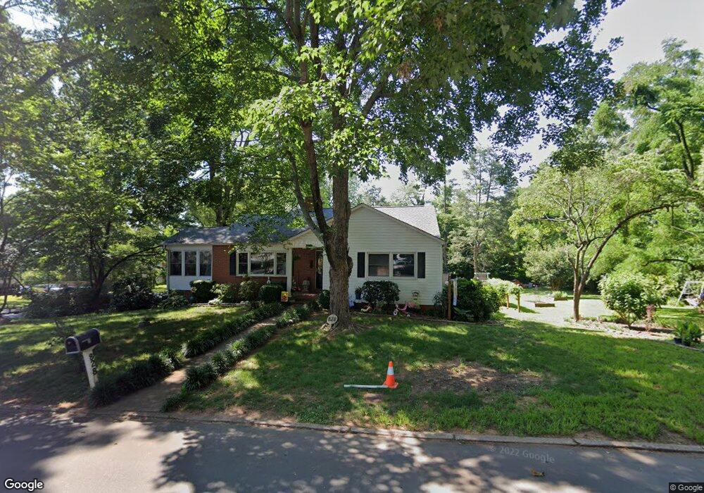 828 Wood St, Statesville, NC 28677 - photo 1