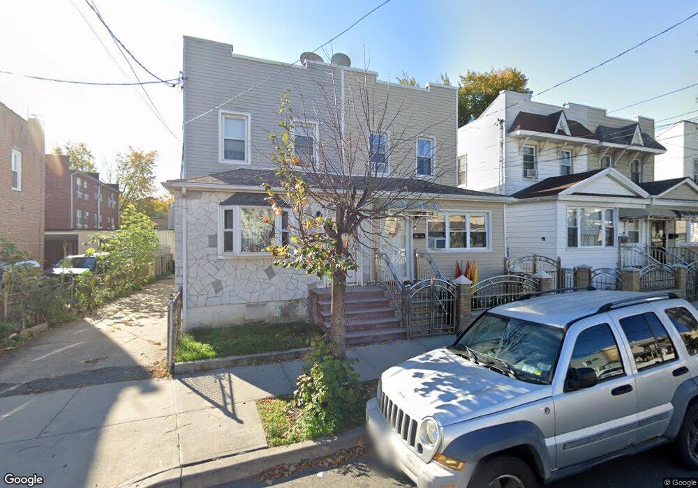 16858 92nd Rd, Jamaica, NY 11433 - photo 1