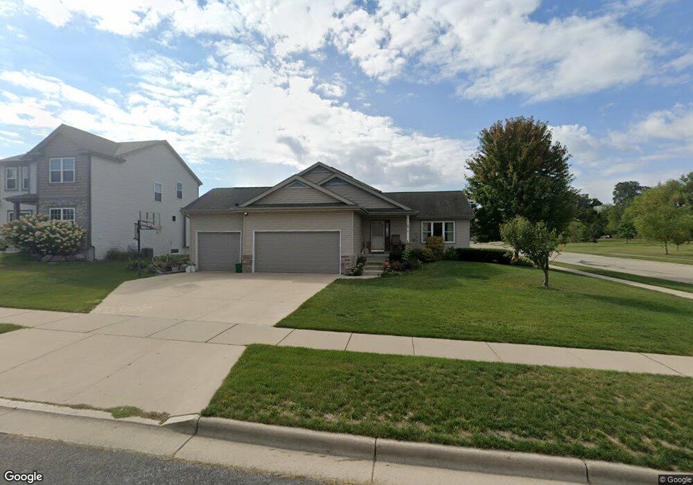 898 Ashworth Dr, Oregon, WI 53575 - photo 1