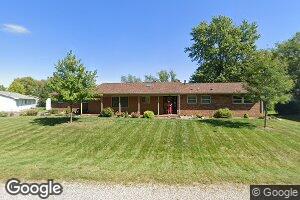 35 S Pickett Dr, Fisher, IL 61843