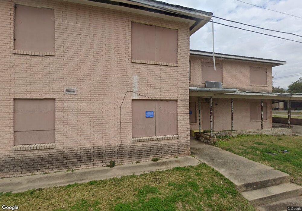 731 Kirby Ln, Lake Charles, LA 70601 - photo 1