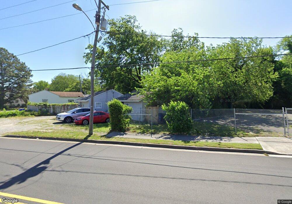 2407 Deep Creek Blvd, Portsmouth, VA 23704 - photo 1