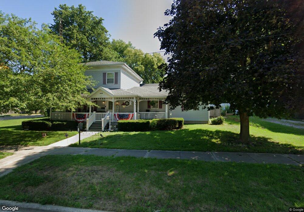 504 Delavan St, Lincoln, IL 62656 - photo 1