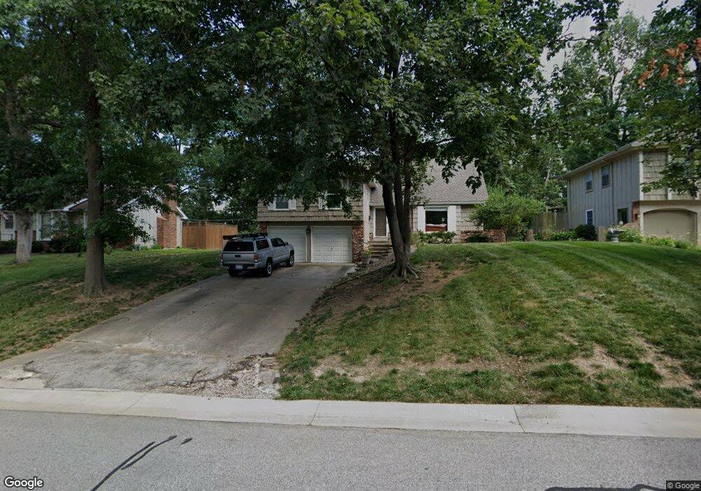 9913 W 70th Terrace, Shawnee, KS 66203 - photo 1