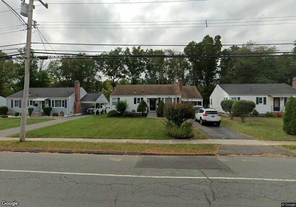 195 Beechwood Rd, West Hartford, CT 06107 - photo 1