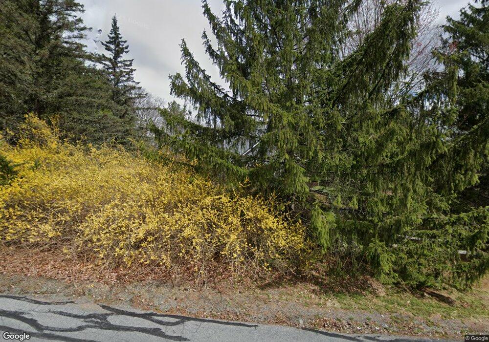 118 Mountain Springs Rd, Milford, PA 18337 - photo 1