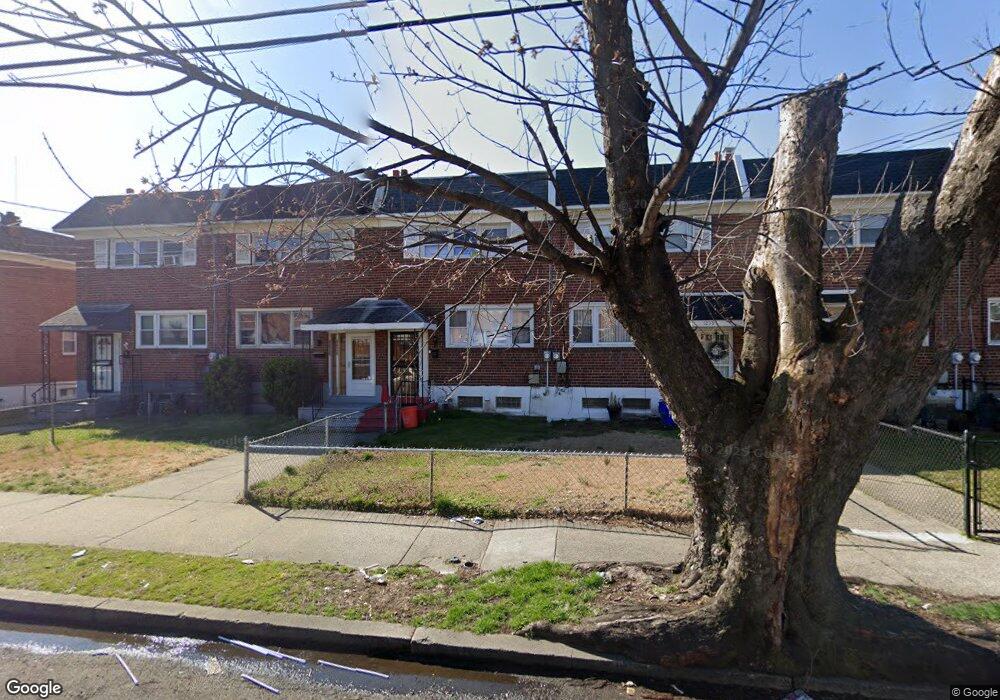 1261 Lakeshore Dr, Camden, NJ 08104 - photo 1