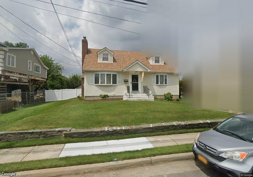 126 Nassau Ave, Freeport, NY 11520 - photo 1