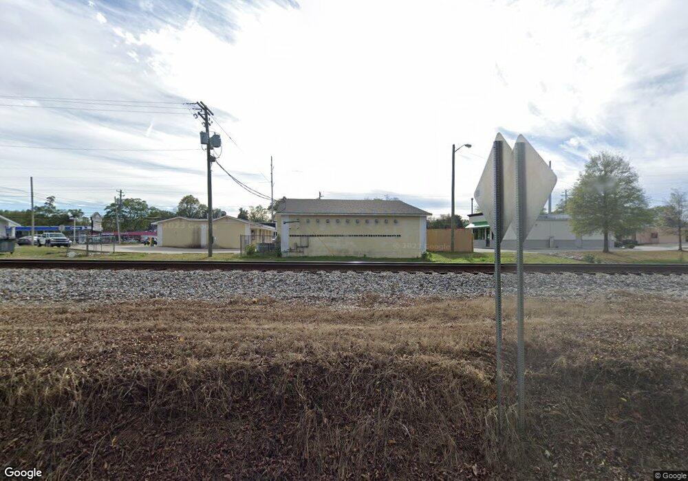 335 E Railroad St, Elberton, GA 30635 - photo 1