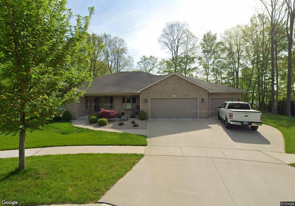 5 Maple Crest Ct, Frankenmuth, MI 48734 - photo 1