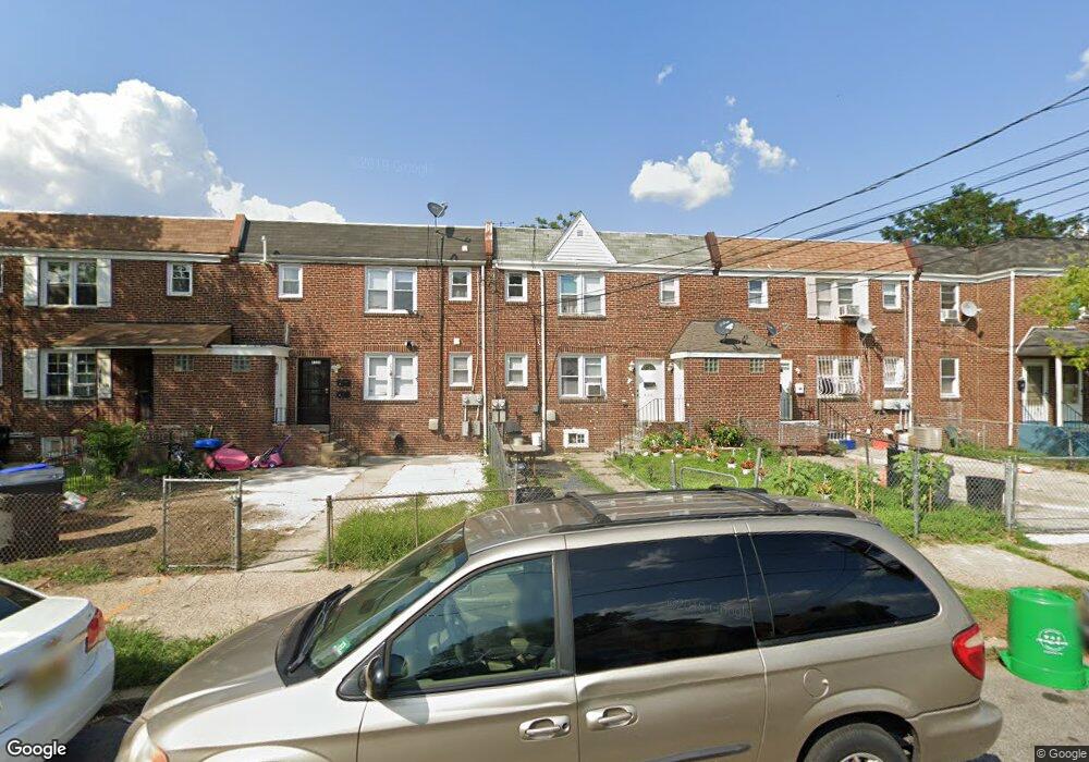 424 Pfeiffer St, Camden, NJ 08105 - photo 1