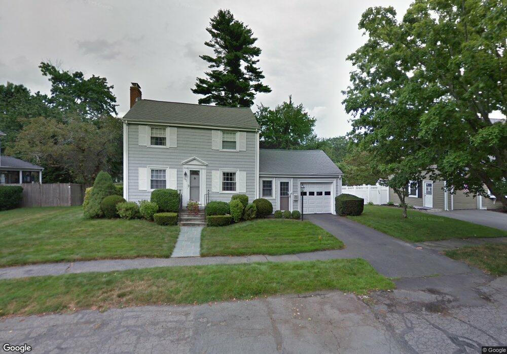 90 Centre Ln, Milton, MA 02186 - photo 1