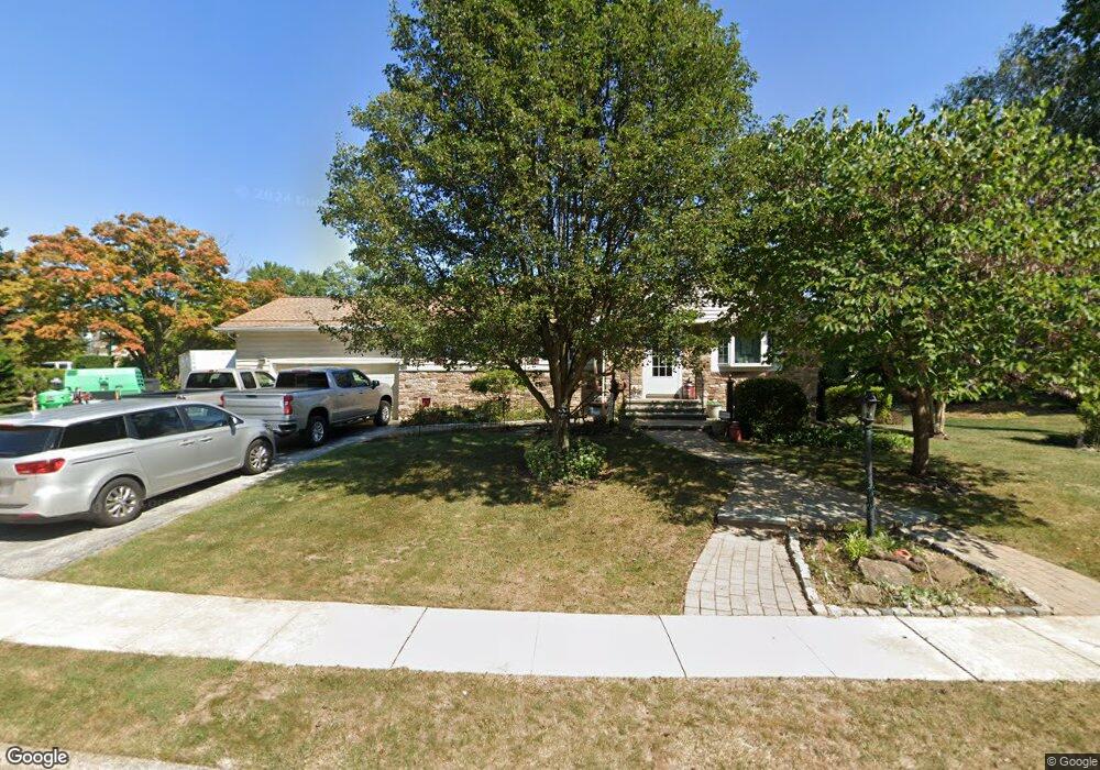 3770 Susan Ln, Brookhaven, PA 19015 - photo 1