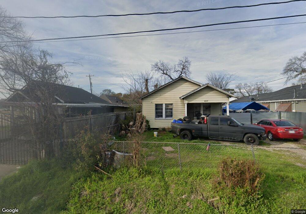 203 Cody St, Houston, TX 77009 - photo 1