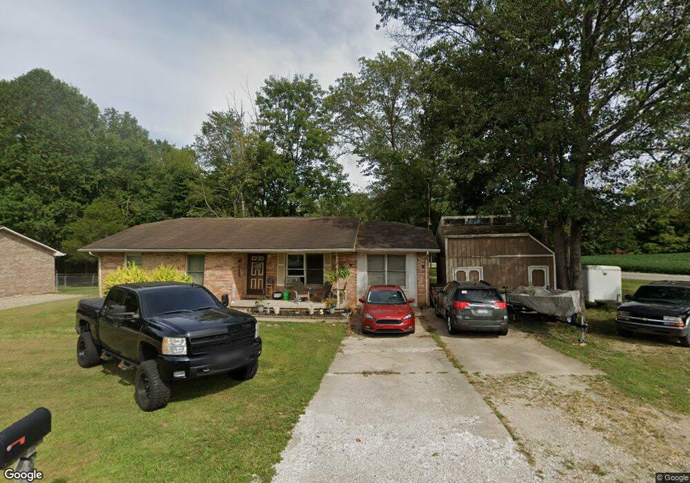 12561 S Hillview Rd, Columbus, IN 47201 - photo 1