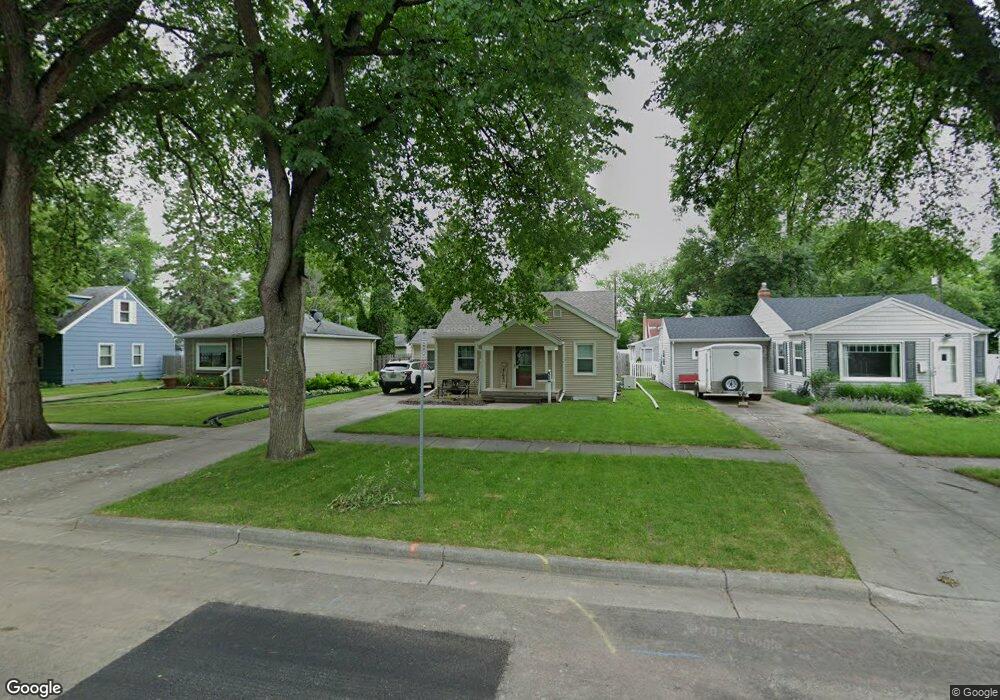 1218 1st St N, Fargo, ND 58102 - photo 1
