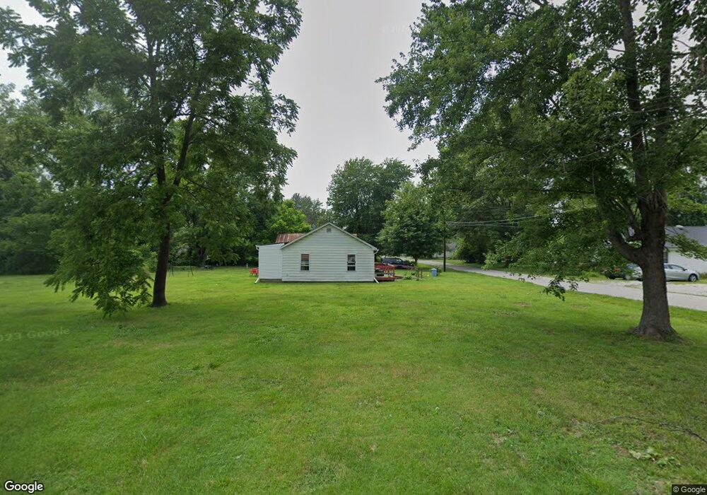 982 N 3rd St, Austin, IN 47102 - photo 1