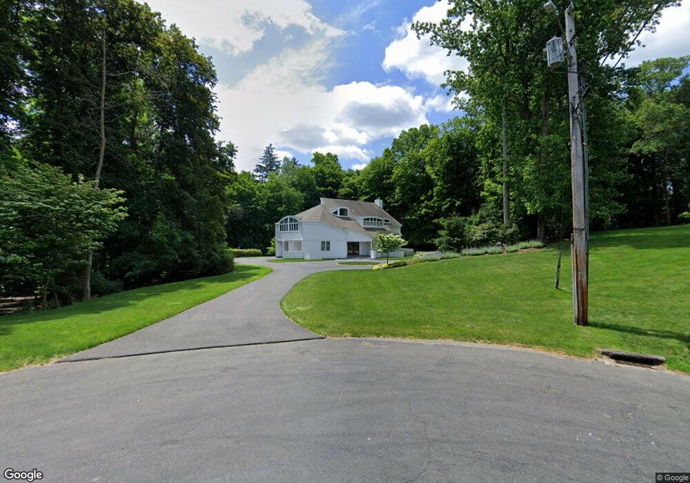 85 Martingale Ln, Fairfield, CT 06824 - photo 1