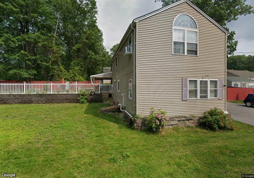 52 2nd St, Dracut, MA 01826 - photo 1