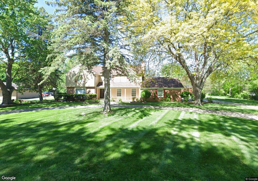 1111 Briarcliffe Dr, Flint, MI 48532 - photo 1