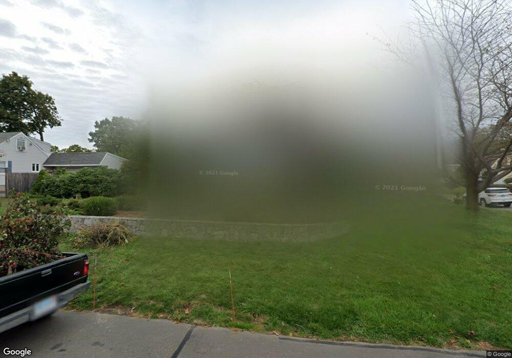 36 Pettom Rd, Norwalk, CT 06850 - photo 1