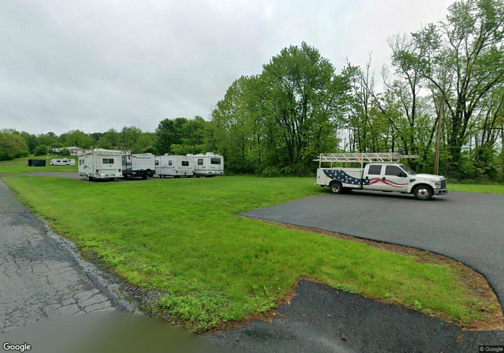 105 Township Line Rd, Bechtelsville, PA 19505 - photo 1