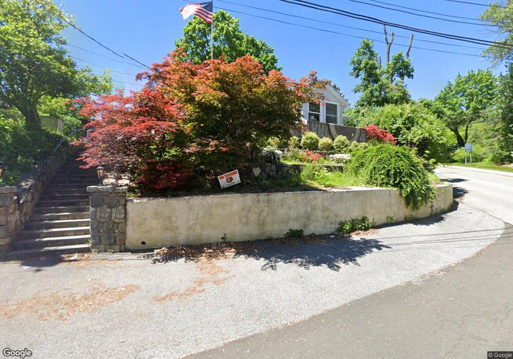 1 Michaels Ln, Croton On Hudson, NY 10520 - photo 1