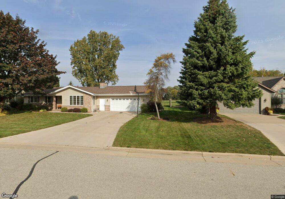 2300 W Spring Hollow Dr, Appleton, WI 54914 - photo 1