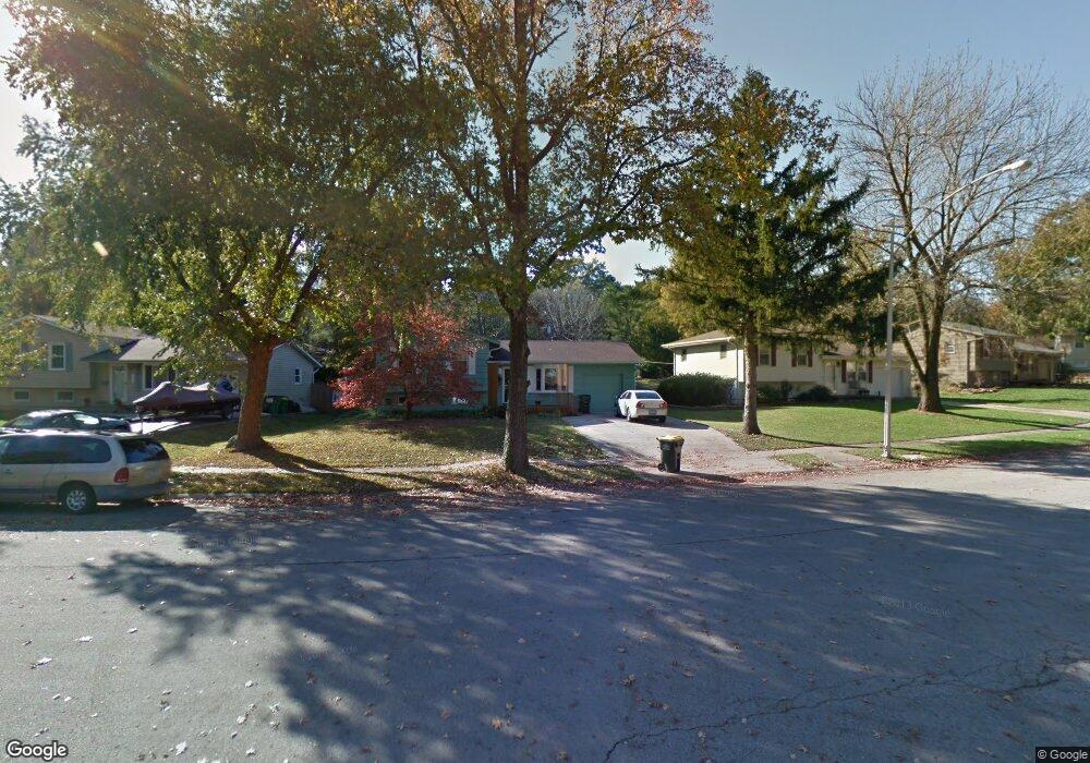 7402 Stearns St, Shawnee, KS 66203 - photo 1