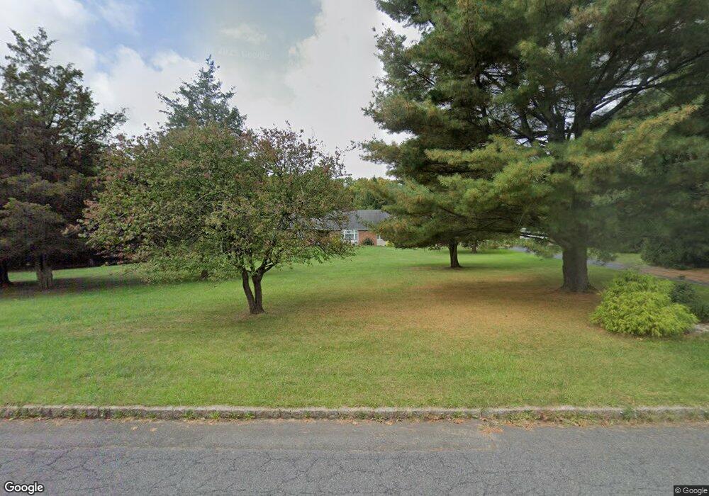 8 Doe Run, Pittstown, NJ 08867 - photo 1