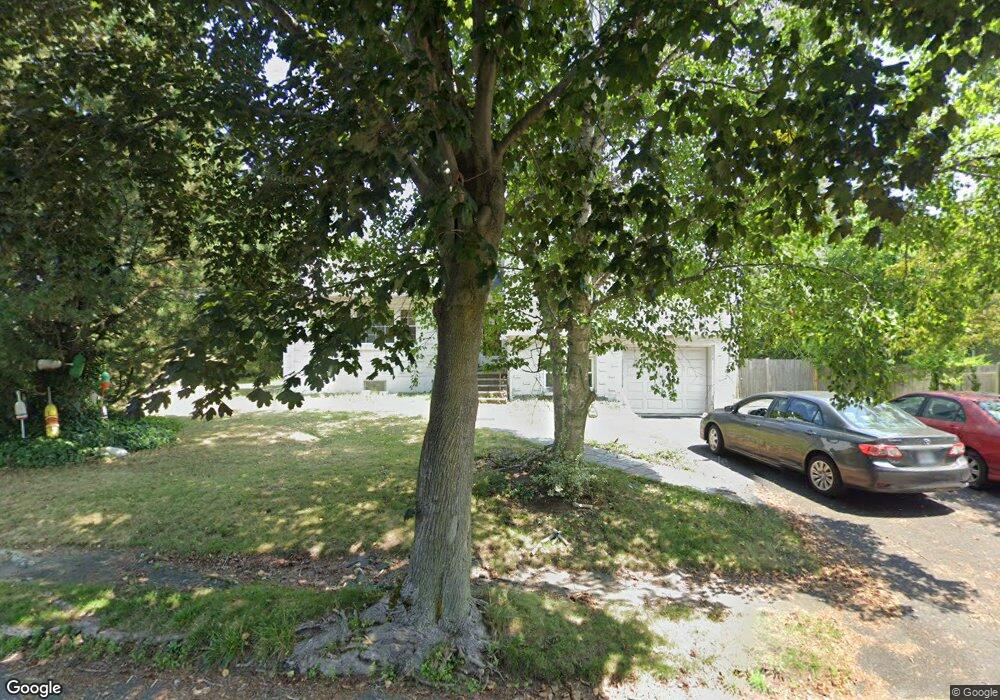 18 Sheldon Rd, Marblehead, MA 01945 - photo 1