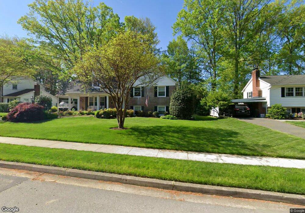 1807 Rampart Dr, Alexandria, VA 22308 - photo 1