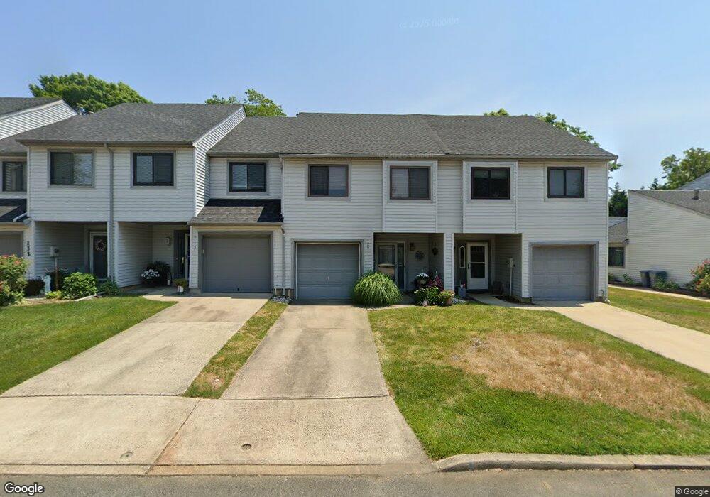 129 Lexington Cir, Matawan, NJ 07747 - photo 1