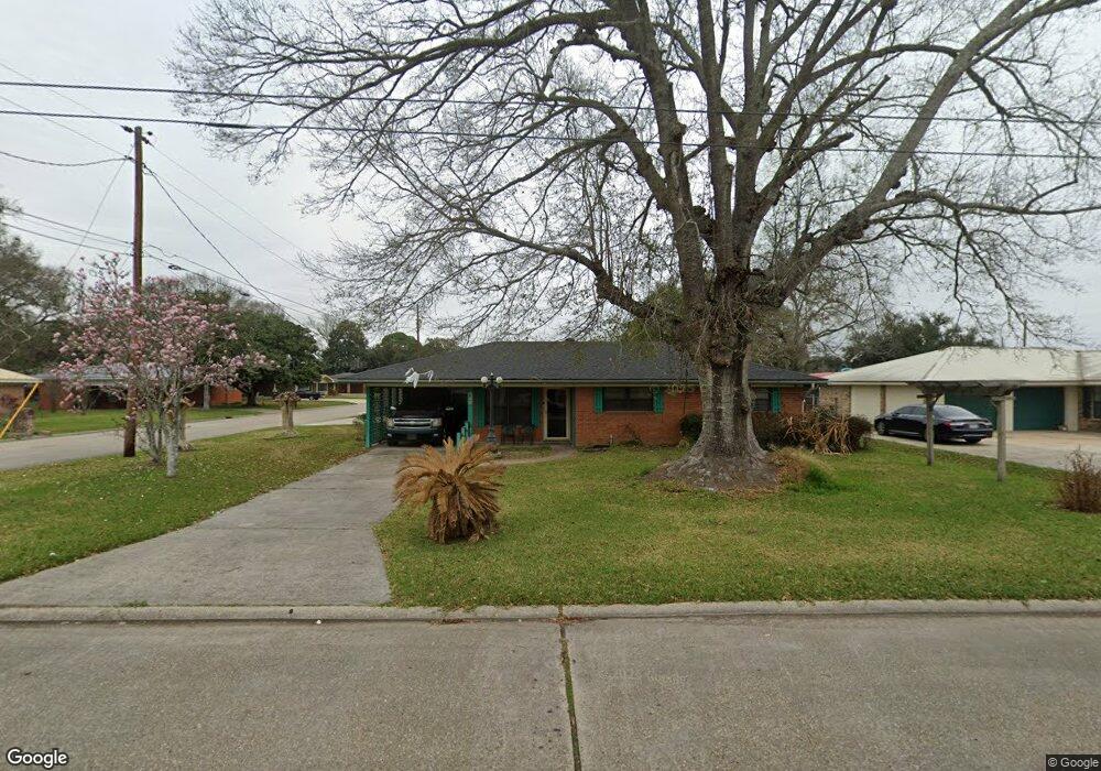 509 Robert s Dr, New Iberia, LA 70560 - photo 1