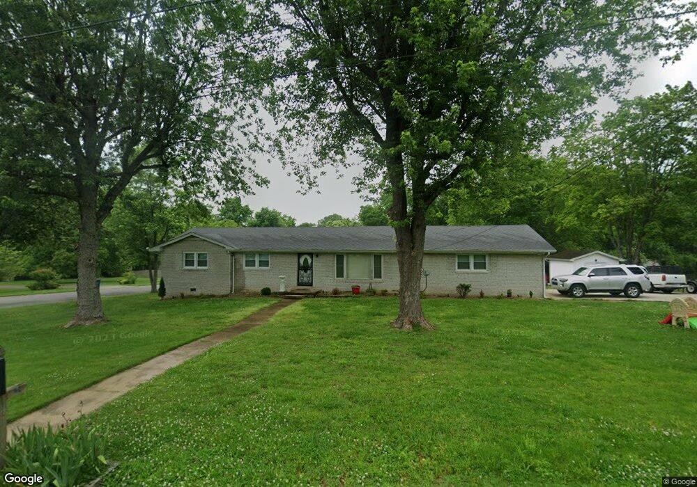 501 Fairlane Dr, Shelbyville, TN 37160 - photo 1