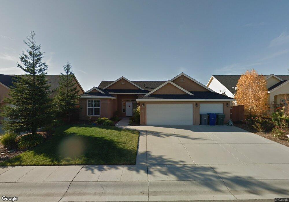 668 San Gabriel St, Redding, CA 96003 - photo 1