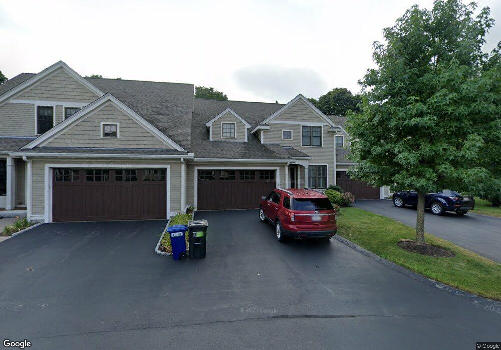 28 Graystone Cir unit 28, Winchester, MA 01890 - photo 1